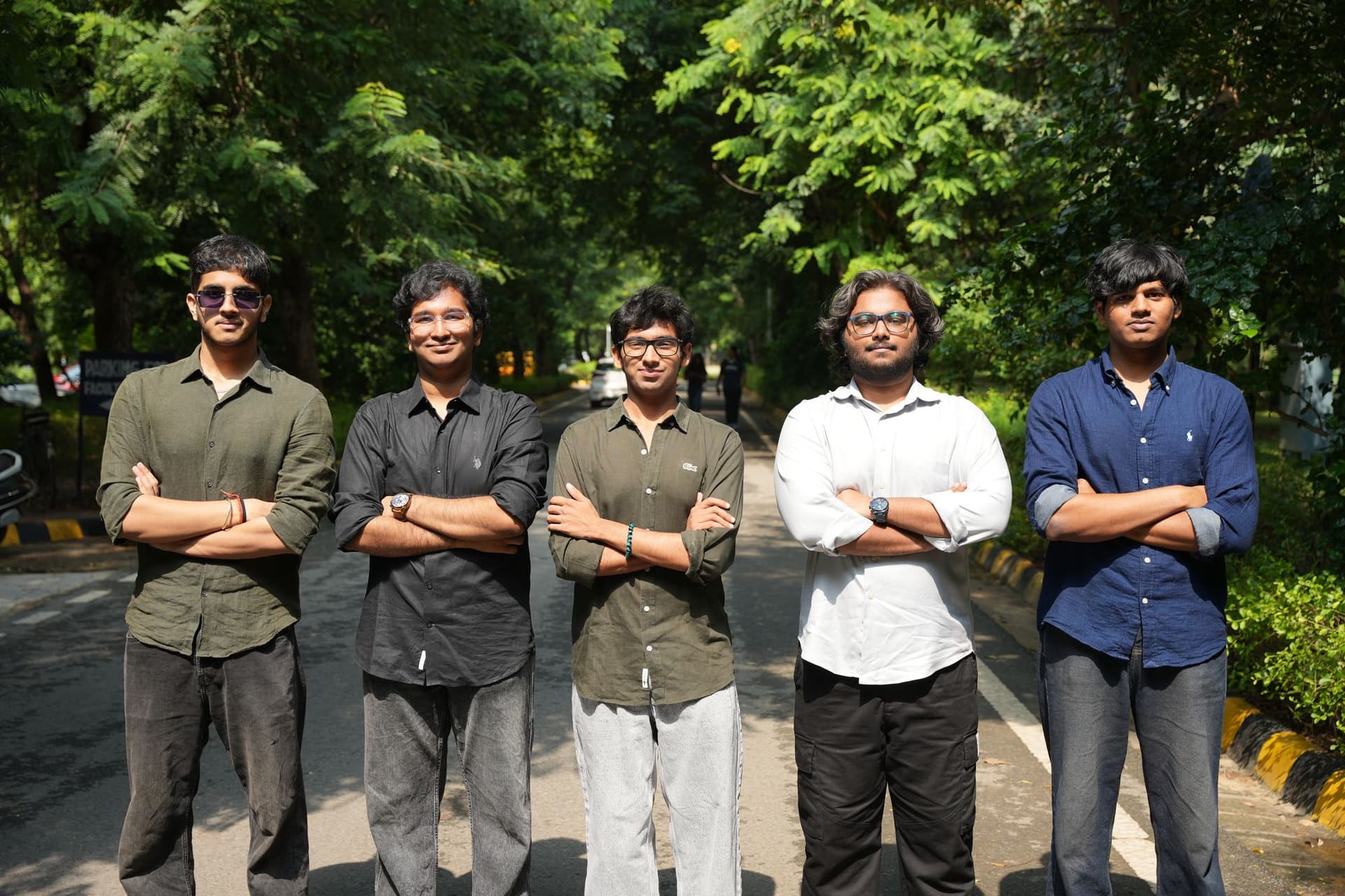 LOGISTICS HEADS Photo